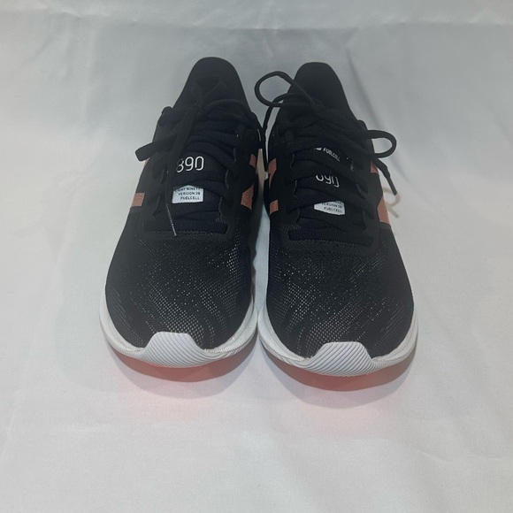EUC New Balance Fuel Cell 890 Sneaker Size 6.5 - Picture 3 of 6